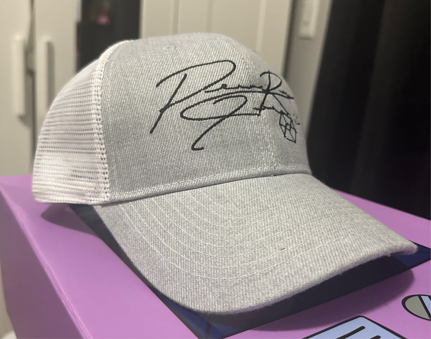 𝓟𝓲𝓹𝓮𝓟𝓻𝓸𝓡𝓲𝓿𝓪𝓼 Signed Caps